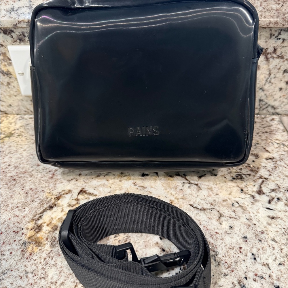Rains Box Bag